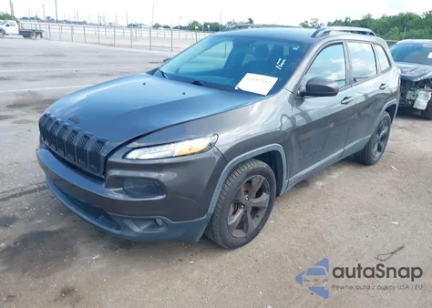 2018 Jeep Cherokee Latitude Fwd из США, поврежденный, VIN 1C4PJLCX0JD524894